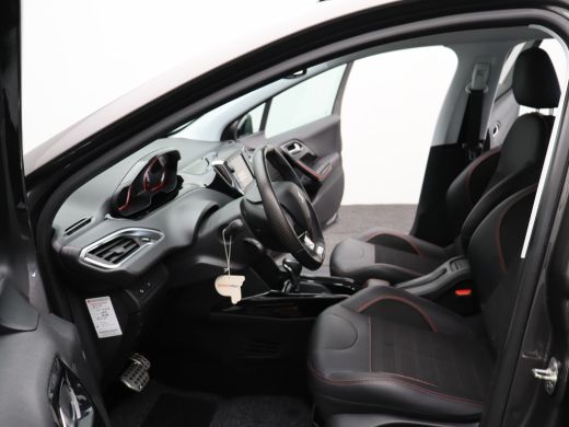 Peugeot 2008 1.2 PureTech GT-Line | Climate Control | Cruise Control | Parkeersensoren | Navigatie ActivLease financial lease