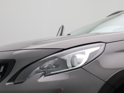 Peugeot 2008 1.2 PureTech GT-Line | Climate Control | Cruise Control | Parkeersensoren | Navigatie ActivLease financial lease