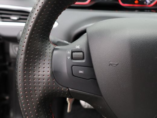 Peugeot 2008 1.2 PureTech GT-Line | Climate Control | Cruise Control | Parkeersensoren | Navigatie ActivLease financial lease