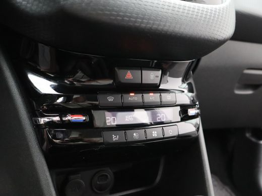 Peugeot 2008 1.2 PureTech GT-Line | Climate Control | Cruise Control | Parkeersensoren | Navigatie ActivLease financial lease