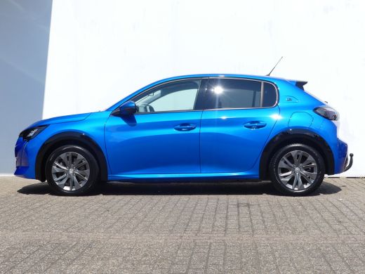 Peugeot e-208 EV Blue Lease Allure 50 kWh | CAMERA | PARKEERSENSOREN | ADAPTIVE CRUISE | APPLE CARPLAY / ANDROI... ActivLease financial lease