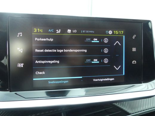 Peugeot e-208 EV Blue Lease Allure 50 kWh | CAMERA | PARKEERSENSOREN | ADAPTIVE CRUISE | APPLE CARPLAY / ANDROI... ActivLease financial lease