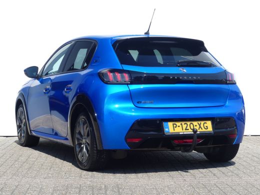 Peugeot e-208 EV Blue Lease Allure 50 kWh | CAMERA | PARKEERSENSOREN | ADAPTIVE CRUISE | APPLE CARPLAY / ANDROI... ActivLease financial lease
