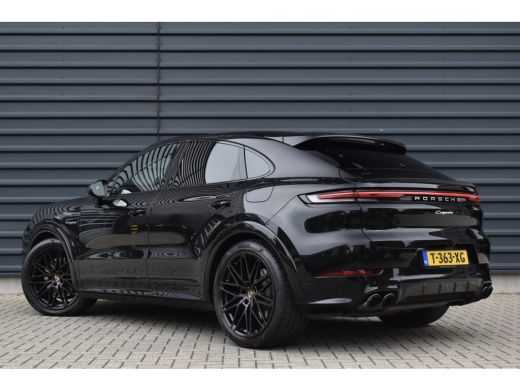 Porsche Cayenne 3.0 E-Hybrid Sport Design Carbon | Pano | Bijrijdersdisplay | ACC | Bose | 18-voudig Stoelen | 22... ActivLease financial lease