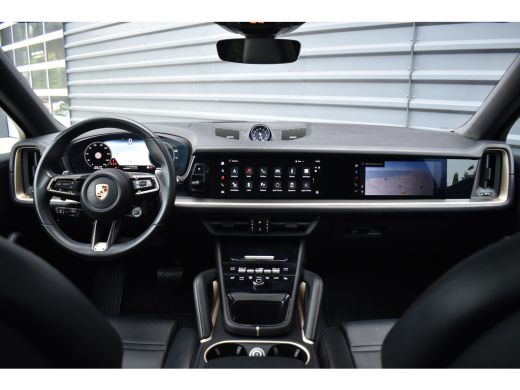 Porsche Cayenne 3.0 E-Hybrid Sport Design Carbon | Pano | Bijrijdersdisplay | ACC | Bose | 18-voudig Stoelen | 22... ActivLease financial lease