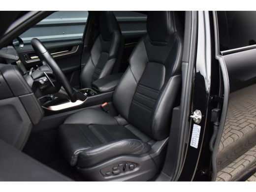 Porsche Cayenne 3.0 E-Hybrid Sport Design Carbon | Pano | Bijrijdersdisplay | ACC | Bose | 18-voudig Stoelen | 22... ActivLease financial lease