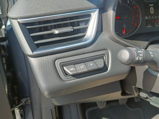 Renault Clio 1.0 TCe 90 Equilibre | Cruise control | Metaalkleur | Navigatiesysteem ActivLease financial lease