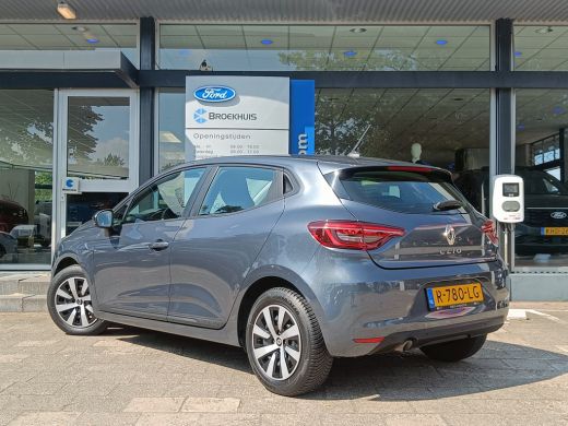 Renault Clio 1.0 TCe 90 Equilibre | Cruise control | Metaalkleur | Navigatiesysteem ActivLease financial lease