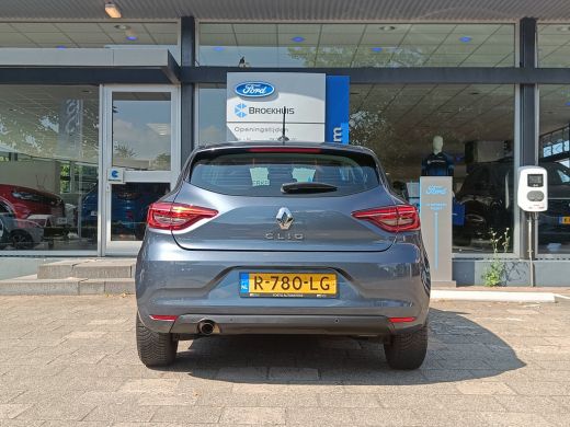 Renault Clio 1.0 TCe 90 Equilibre | Cruise control | Metaalkleur | Navigatiesysteem ActivLease financial lease