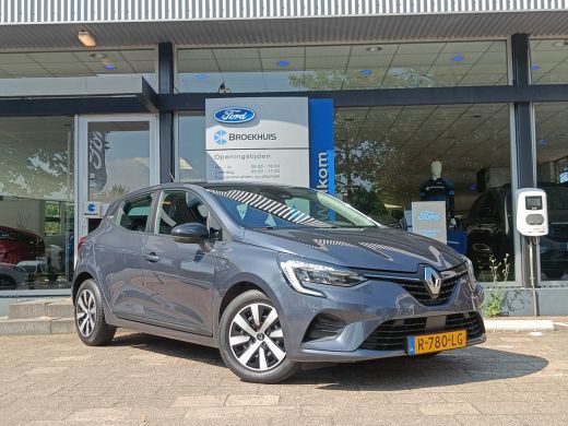 Renault Clio 1.0 TCe 90 Equilibre | Cruise control | Metaalkleur | Navigatiesysteem ActivLease financial lease