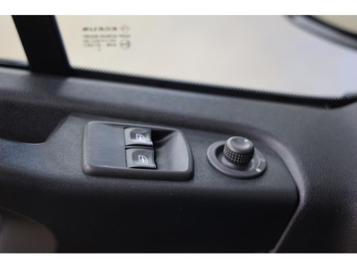 Renault Master 2.3 dCi 145pk Bakwagen laadklep 1000 kg LAADVERMOG ActivLease financial lease