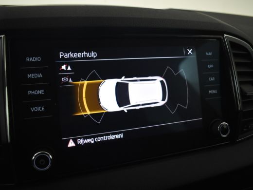 Skoda Karoq 1.0 TSI Business Edition 110Pk | 1e eigenaar |Trekhaak uitklapbaar | Parkeer sensoren voor/achter... ActivLease financial lease