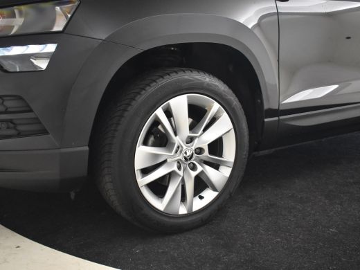 Skoda Karoq 1.0 TSI Business Edition 110Pk | 1e eigenaar |Trekhaak uitklapbaar | Parkeer sensoren voor/achter... ActivLease financial lease