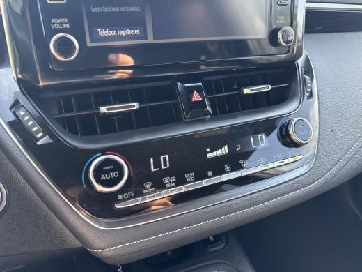 Toyota Corolla Touring Sports 1.8 Hybrid Dynamic | Trekhaak | NAP | Apple CarPlay/Android auto | Achteruitrijcamera ActivLease financial lease