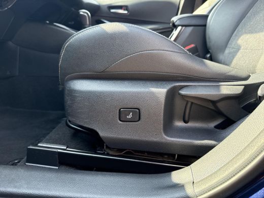 Toyota Corolla Touring Sports 1.8 Hybrid Dynamic | Trekhaak | NAP | Apple CarPlay/Android auto | Achteruitrijcamera ActivLease financial lease
