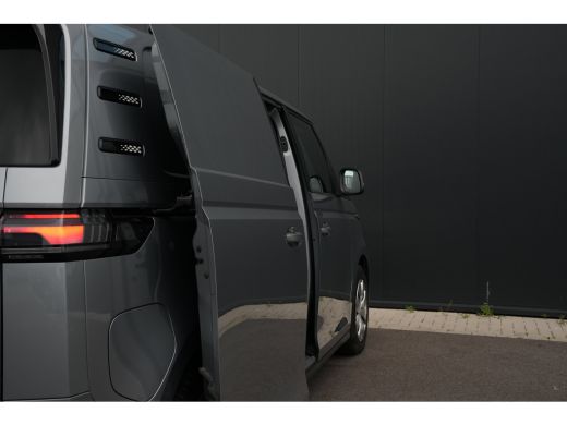 Volkswagen ID. Buzz Cargo Cargo 204pk | Carplay | Cruise Adaptief | Parkeersensoren Voor & Achter | Schuifdeur Rechts | ActivLease financial lease
