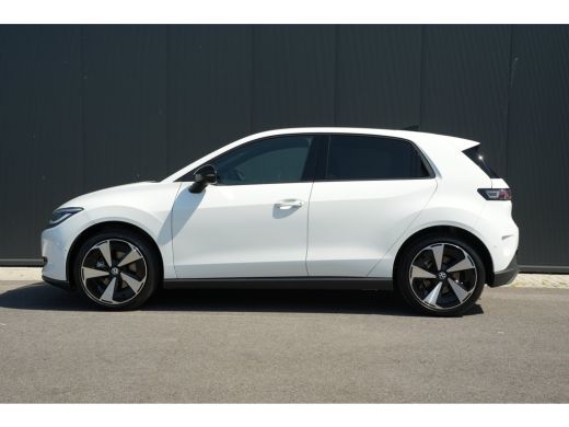 Volkswagen ID. Polo Style First Edition | Airconditioning automatisch, 2-zone (Climatronic) | Automatische afstandsre... ActivLease financial lease