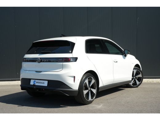 Volkswagen ID. Polo Style First Edition | Airconditioning automatisch, 2-zone (Climatronic) | Automatische afstandsre... ActivLease financial lease