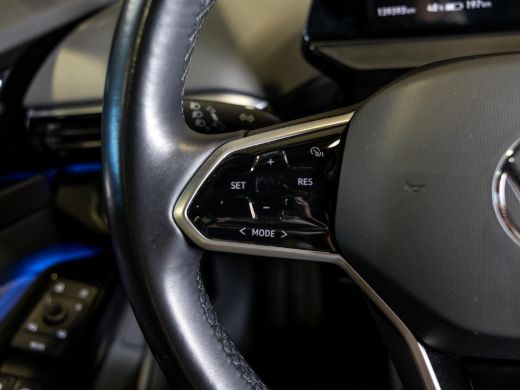 Volkswagen ID.4 Pro 77 kWh SOH 92% / 174pk / Achteruitrij camera / Stoelverwarming / ActivLease financial lease