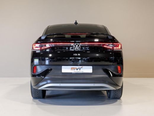 Volkswagen ID.5 Pro 77 kWh SOH 95% / 204pk / Achteruitrij camera / Stoelverwarming / ActivLease financial lease