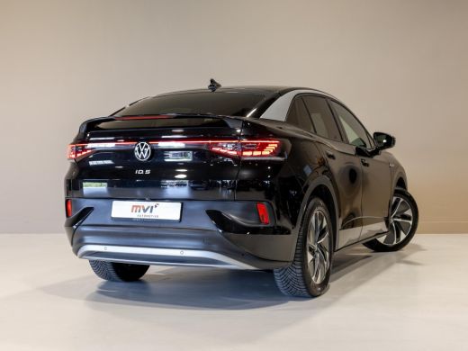 Volkswagen ID.5 Pro 77 kWh SOH 95% / 204pk / Achteruitrij camera / Stoelverwarming / ActivLease financial lease