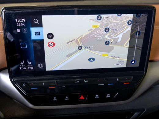 Volkswagen ID.5 Pro 77 kWh SOH 95% / 204pk / Achteruitrij camera / Stoelverwarming / ActivLease financial lease