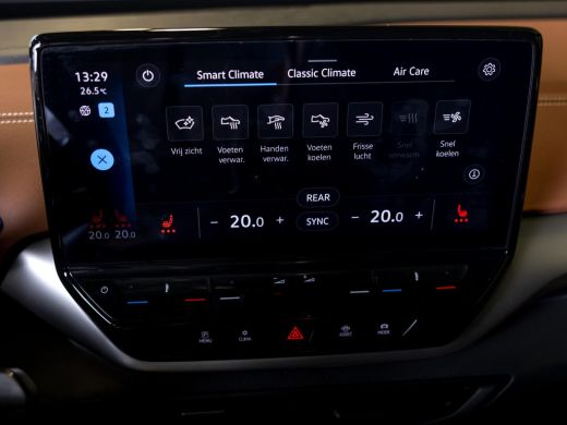 Volkswagen ID.5 Pro 77 kWh SOH 95% / 204pk / Achteruitrij camera / Stoelverwarming / ActivLease financial lease