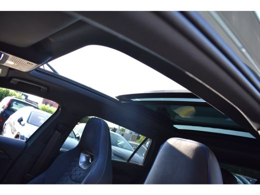 Volkswagen Passat Variant 1.5 TSI eHybrid 272PK R-Line | Schuif-kanteldak | 360 camera | Head-up display | IQ Drive... ActivLease financial lease