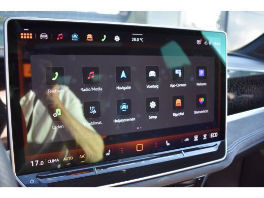 Volkswagen Passat Variant 1.5 TSI eHybrid 272PK R-Line | Schuif-kanteldak | 360 camera | Head-up display | IQ Drive... ActivLease financial lease
