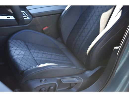 Volkswagen Passat Variant 1.5 TSI eHybrid 272PK R-Line | Schuif-kanteldak | 360 camera | Head-up display | IQ Drive... ActivLease financial lease