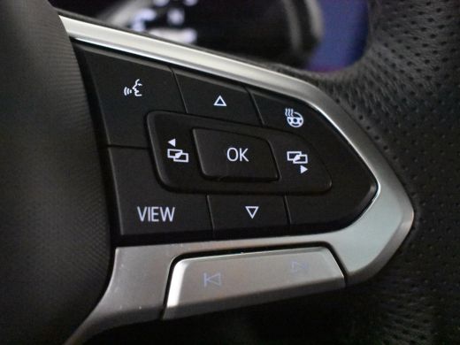 Volkswagen Tiguan 1.5 eHybrid R-Line Edition 204Pk DSG/AUTO | Glazen panorama-dak | Trekhaak uitklapbaar | Stoel/st... ActivLease financial lease