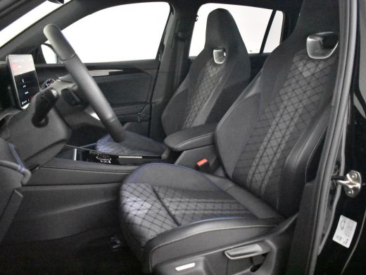 Volkswagen Tiguan 1.5 eHybrid R-Line Edition 204Pk DSG/AUTO | Glazen panorama-dak | Trekhaak uitklapbaar | Stoel/st... ActivLease financial lease