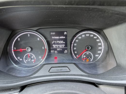 Volkswagen Transporter 2.0 TDI L2H1 110PK Euro 6 Comfortline Trekhaak/cruise control/airco ActivLease financial lease