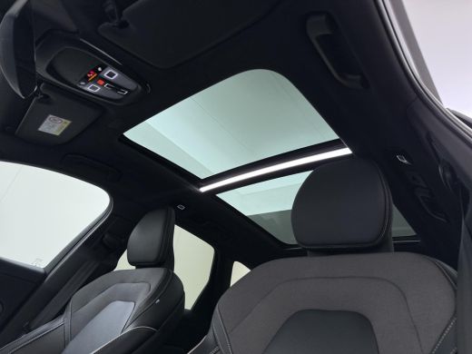 Volvo  XC60 2.0 T6 Plug-in hybrid AWD Plus Black Edition TOPSTAAT! | DEALER ONDERHOUDEN | 100% ONGEVAL VERLED... ActivLease financial lease