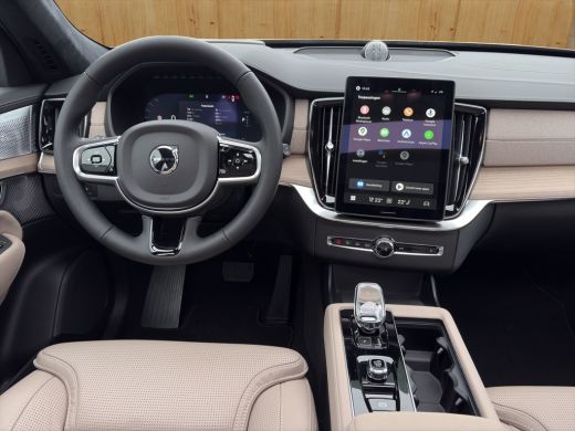 Volvo  XC90 Ultra Bright Recharge Plug-In Hybrid AWD | Luchtvering | Bowers&Wilkins | 360 Camera | Panoramada... ActivLease financial lease