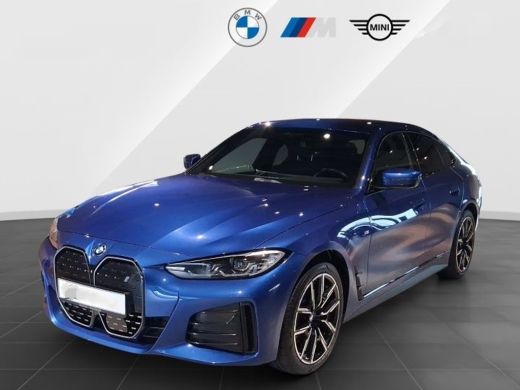 BMW i4 eDrive35 70 kWh M-SPORT ** LED, DR. ASS+, TREKH, H&K SOUND, 19-inch LMV ** 1e EIG - UNFALLFREI **... ActivLease financial lease