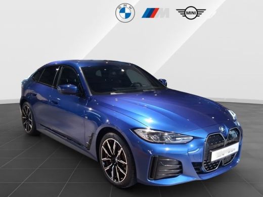 BMW i4 eDrive35 70 kWh M-SPORT ** LED, DR. ASS+, TREKH, H&K SOUND, 19-inch LMV ** 1e EIG - UNFALLFREI **... ActivLease financial lease