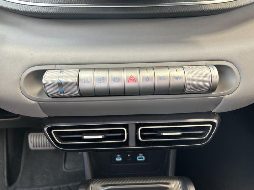 BYD DOLPHIN SURF Active 30 kWh | Direct Leverbaar | Achteruitrijcamera | 220 km WLTP | kenteken deals ActivLease financial lease
