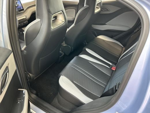 BYD DOLPHIN SURF Active 30 kWh | Direct Leverbaar | Achteruitrijcamera | 220 km WLTP | kenteken deals ActivLease financial lease