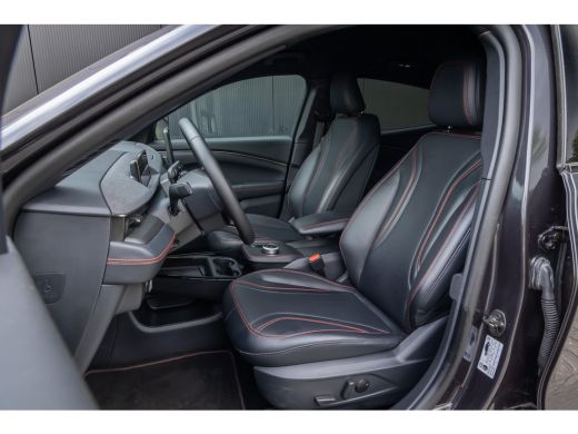 Ford Mustang Mach-E Mach-E Extended First Edition AWD 98 kWh | Leder | Adaptieve cruise | Full LED | Elec. stoel incl... ActivLease financial lease