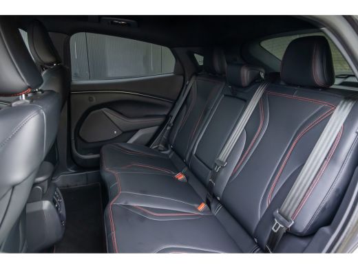 Ford Mustang Mach-E Mach-E Extended First Edition AWD 98 kWh | Leder | Adaptieve cruise | Full LED | Elec. stoel incl... ActivLease financial lease