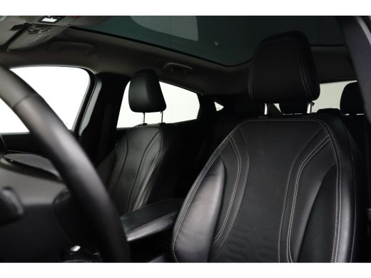 Ford Mustang Mach-E Mach-E RWD 75 kWh Panorama Dak | Camera Rondom | B&O audio | Parkeersensoren Rondom | Lederen Bek... ActivLease financial lease