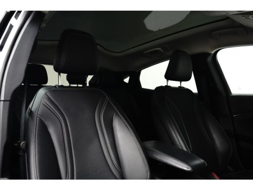 Ford Mustang Mach-E Mach-E RWD 75 kWh Panorama Dak | Camera Rondom | B&O audio | Parkeersensoren Rondom | Lederen Bek... ActivLease financial lease