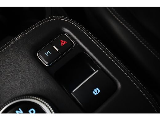 Ford Mustang Mach-E Mach-E RWD 75 kWh Panorama Dak | Camera Rondom | B&O audio | Parkeersensoren Rondom | Lederen Bek... ActivLease financial lease