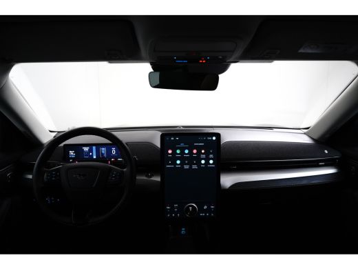 Ford Mustang Mach-E Mach-E RWD 75 kWh Panorama Dak | Camera Rondom | B&O audio | Parkeersensoren Rondom | Lederen Bek... ActivLease financial lease