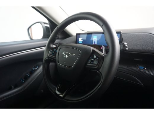 Ford Mustang Mach-E Mach-E Standard RWD 75 kWh ActivLease financial lease