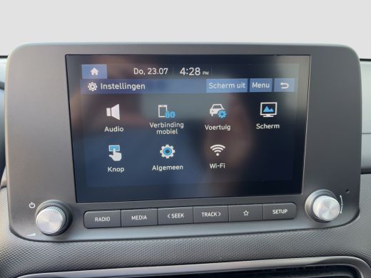 Hyundai Kona EV Comfort 39 kWh 136pk | SoH 97,9% | Camera | Carplay | Climate controle | Bestuurdersstoel in h... ActivLease financial lease