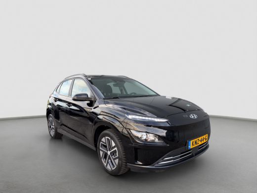 Hyundai Kona EV Comfort 39 kWh 136pk | SoH 97,9% | Camera | Carplay | Climate controle | Bestuurdersstoel in h... ActivLease financial lease