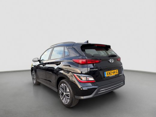 Hyundai Kona EV Comfort 39 kWh 136pk | SoH 97,9% | Camera | Carplay | Climate controle | Bestuurdersstoel in h... ActivLease financial lease
