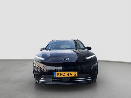 Hyundai Kona EV Comfort 39 kWh 136pk | SoH 97,9% | Camera | Carplay | Climate controle | Bestuurdersstoel in h... ActivLease financial lease